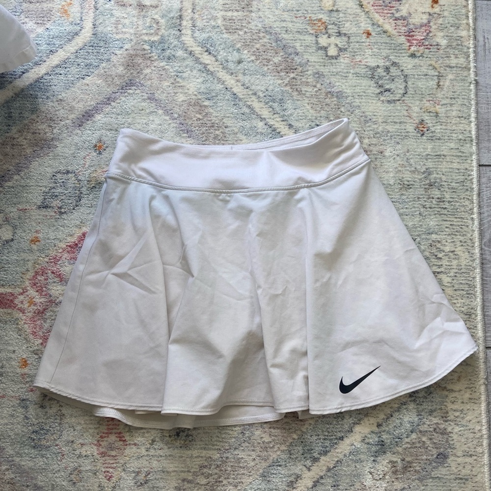 Women’s Nike tennis skirt